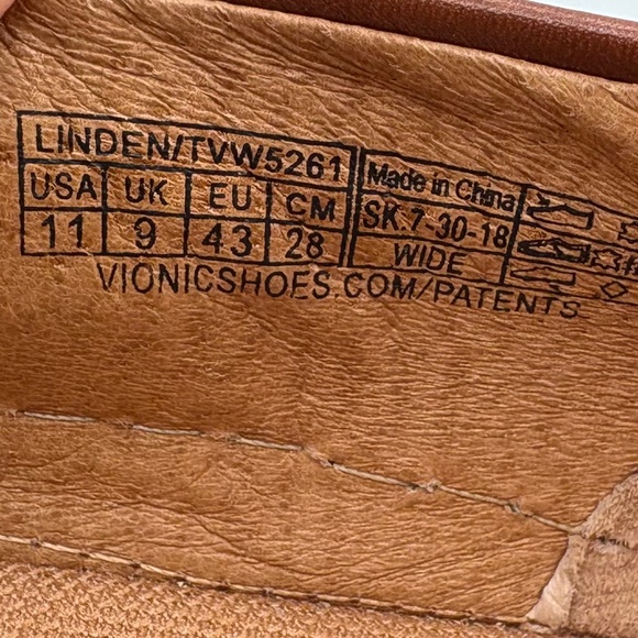 Vionic Women's Linden Slip-on-Ladies Walking Loafer with Concealed Orthotic 11W - Picture 4 of 12